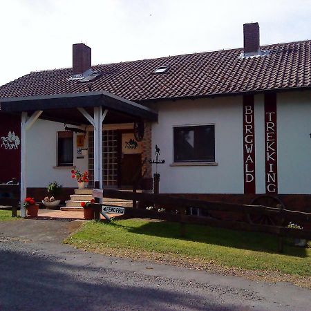 Gaestehaus Burgwald-Trekking Mittelsimtshausen Eksteriør bilde